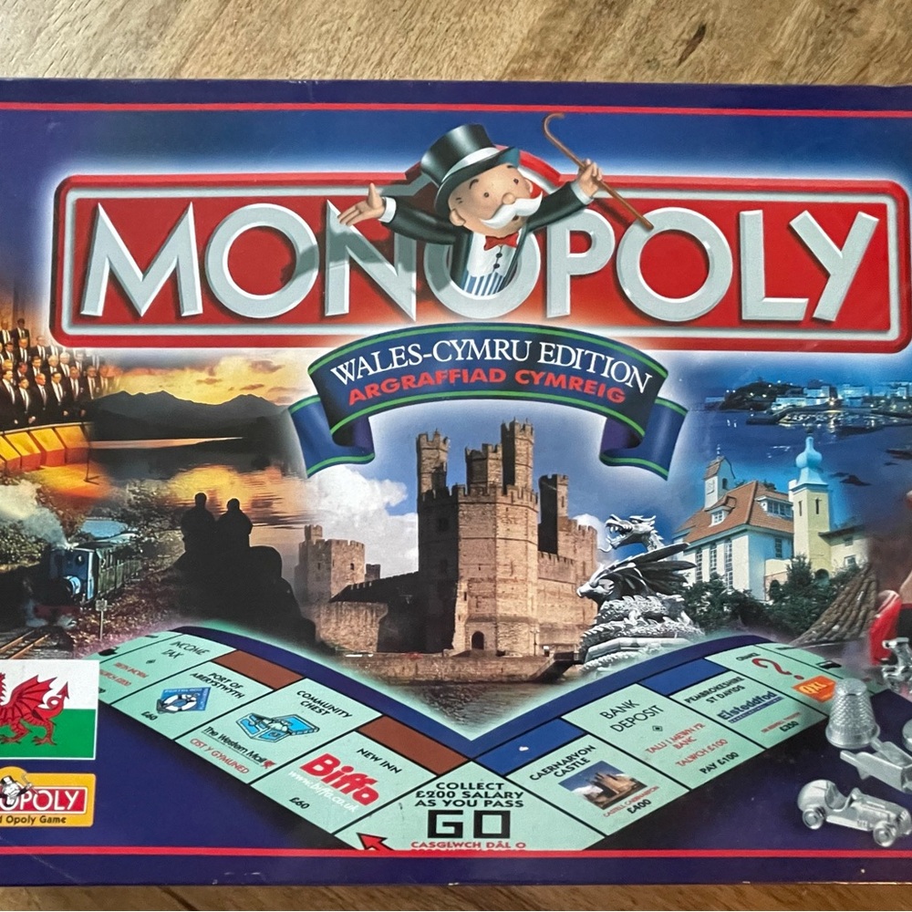 Wales-Cymru Edition Board Game complete Monopoly HTF welsh UK